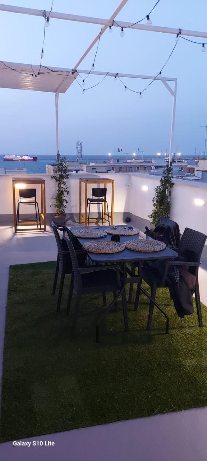 Appartamento Attic8 Bari Esterno foto